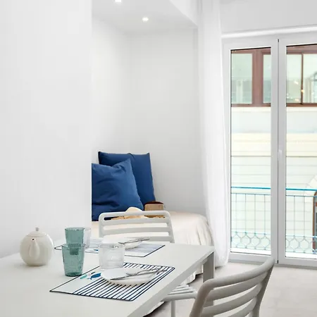 Harbour View Retreat - Center Apartment