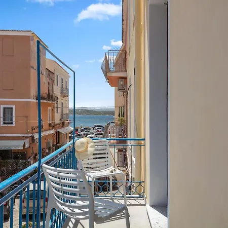 Homey Experience - Harbourview Retreat