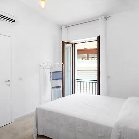 Harbour View Retreat - Center Apartment